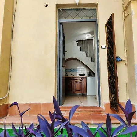 Casa Dell'Antico Teatro Di Neapolis Nel Centro Storico Di Napoli Apartment Exterior photo